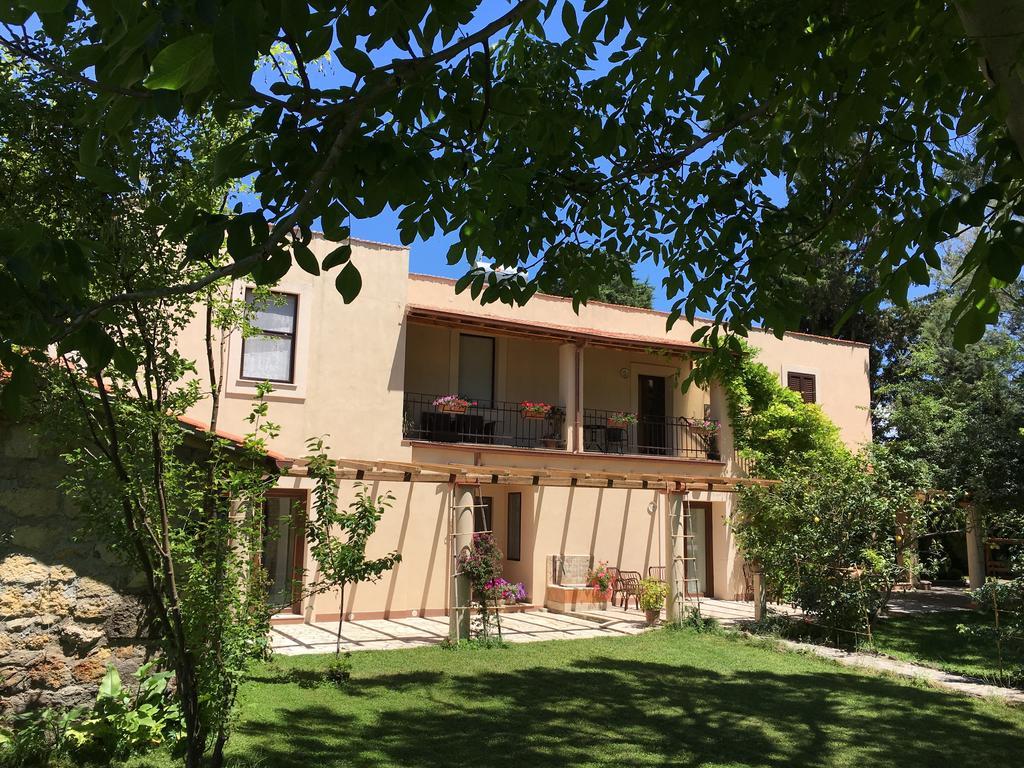 Апартаменты Agriturismo Casal Taccone Тарквиния Экстерьер фото